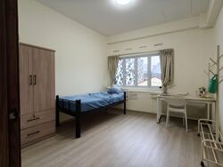 Kitchener Road (D8), Terrace #594648611